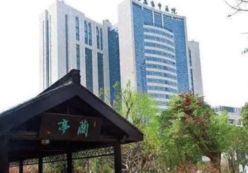 南京省中医院面部吸脂怎么样？所做的吸脂手术都是采用独特的吸脂技术，能够将脂肪细胞碎块抽吸出来